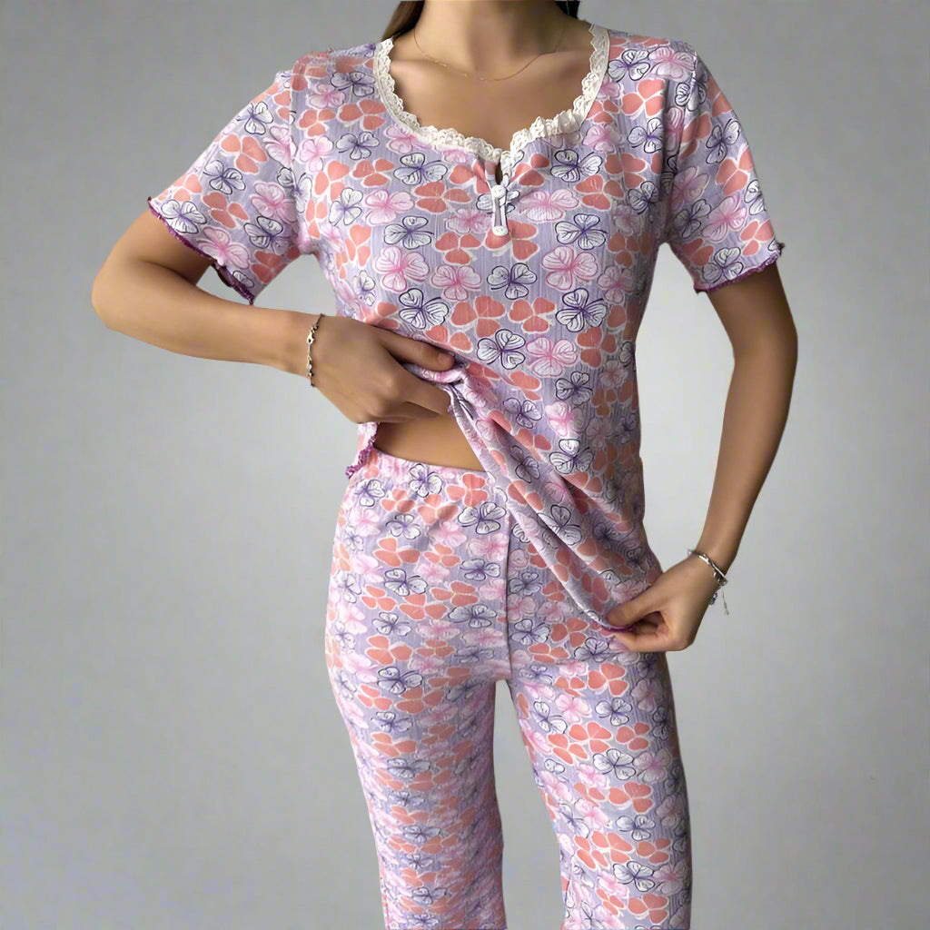 Pijama Dama – Set Pantaloni Lungi si Tricou | Confort si Stil Pentru Nopti Linistite | COD 7111-PJ