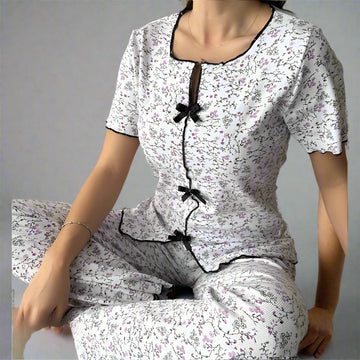 Pijama Dama – Set Pantaloni Lungi si Tricou | Confort si Stil Pentru Nopti Linistite | COD 7104-PJ