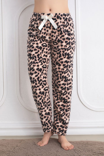 Pantaloni pijama dama polar – moi, caldurosi, ideali pentru iarna