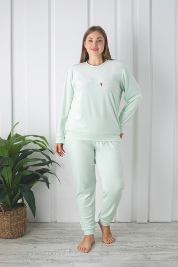 Pijama dama catifea batal – eleganta si confort pentru femei cu stil