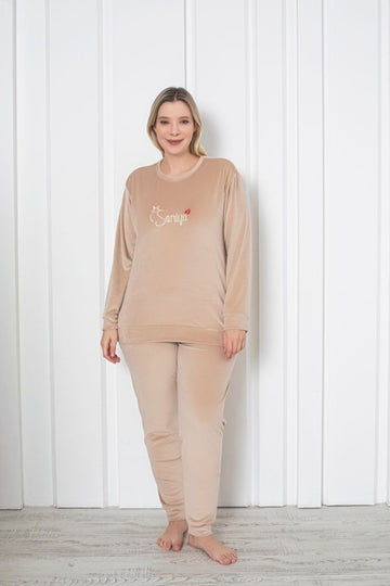 Pijama dama catifea batal – eleganta si confort pentru femei cu stil